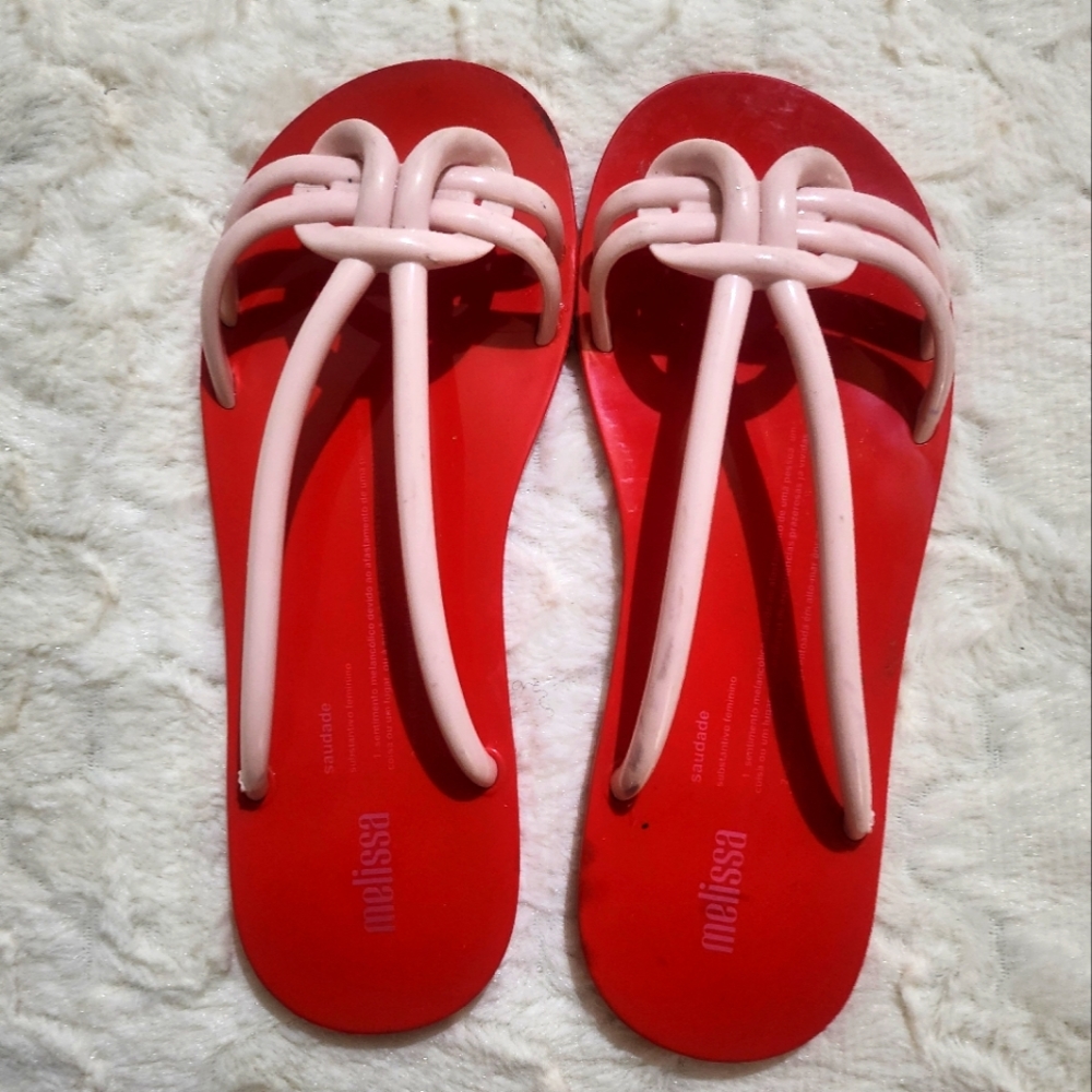 Mellissa slides